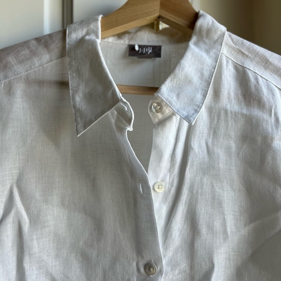 Linen Button-Up Shirt - Picture 2 of 3